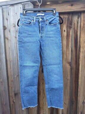 Levis Womens Wedgie Straight With Button Fly